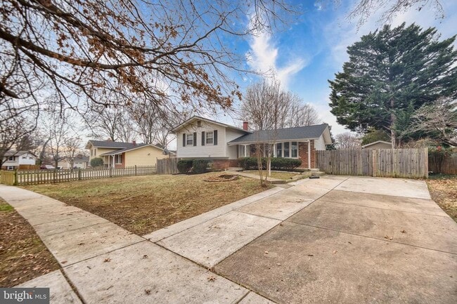 Primary Photo - 4111 Landgreen St