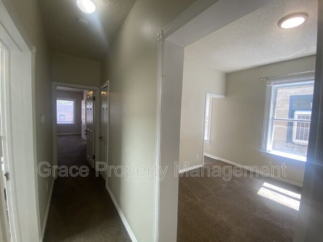 Building Photo - 184 S Emerson St