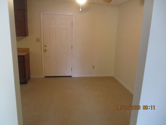 Building Photo - 2513 Beachview Dr