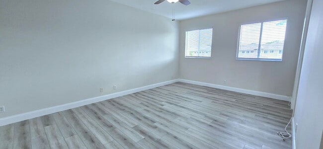 Building Photo - 4305 Coventry Pointe Way