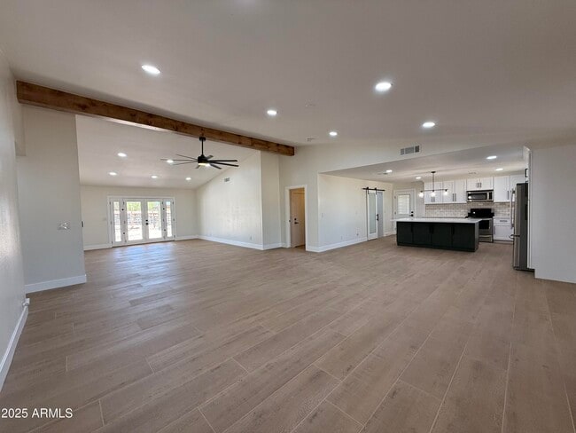 Building Photo - 6703 E Calle de Las Estrellas Rd