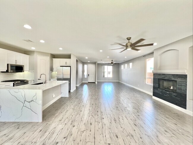 Building Photo - 81125 Avenida Fayelynne