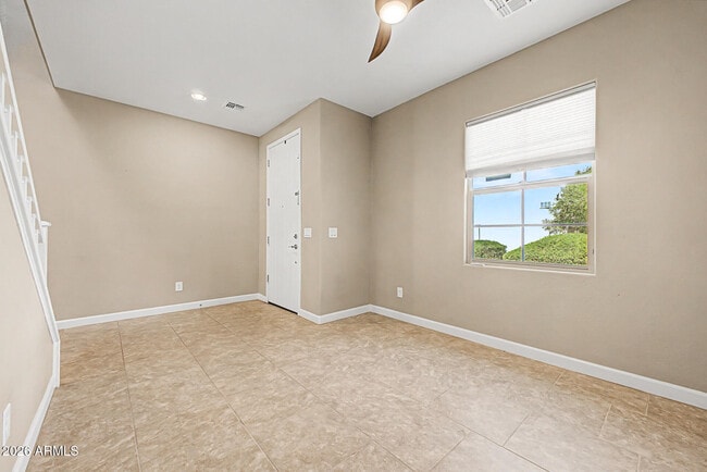 Building Photo - 4128 S Greythorne Way