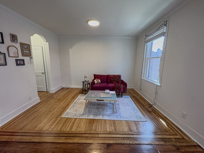 Building Photo - 1223 N Franklin St