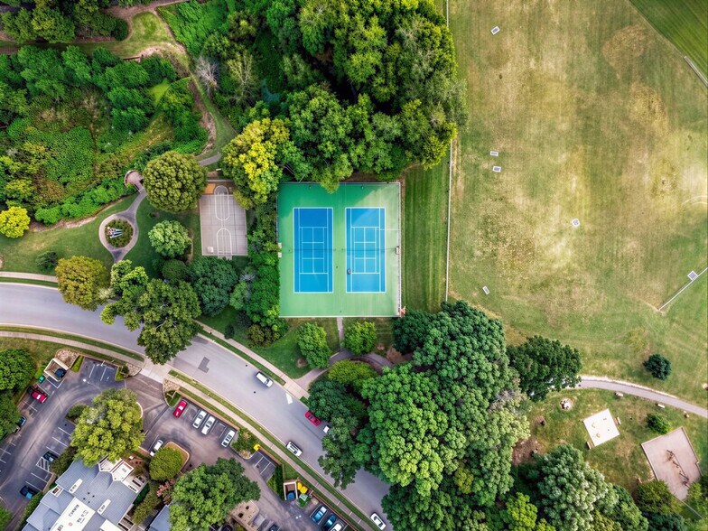 Building Photo - 1062 Washington St