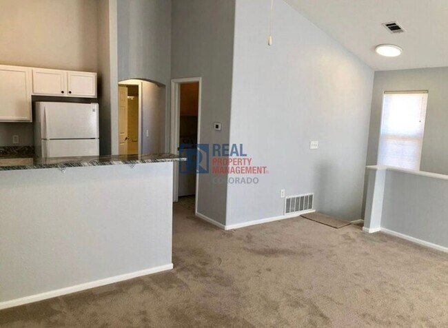 Building Photo - 3251 E 103rd Pl