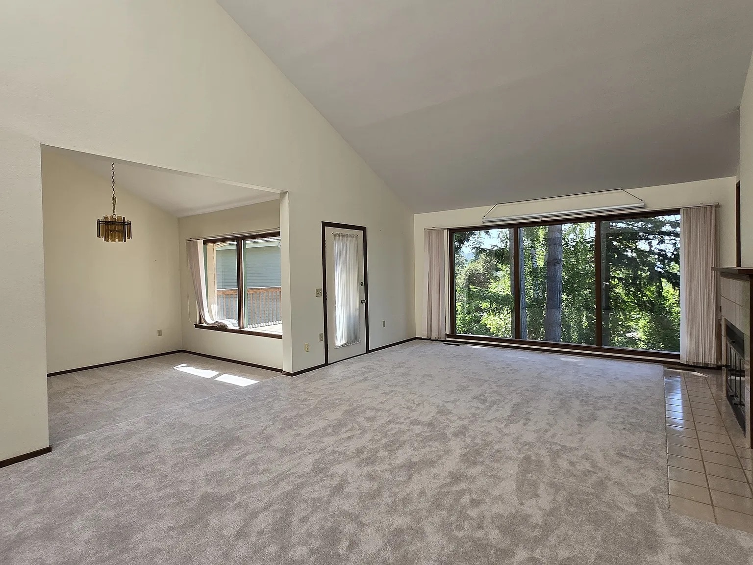 Building Photo - 1709 Edwards Ct