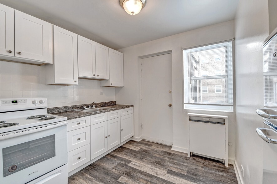 Chatham Grove 8416 S Cottage Grove Ave Chicago IL 60619 Apartment