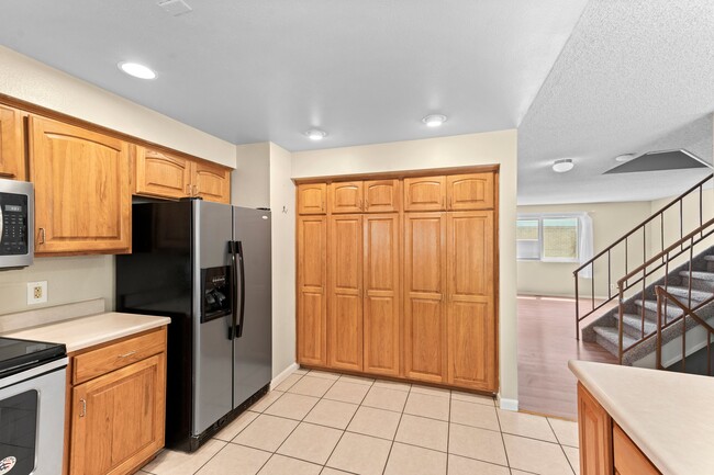 kitchen - 3061 W 92nd Ave