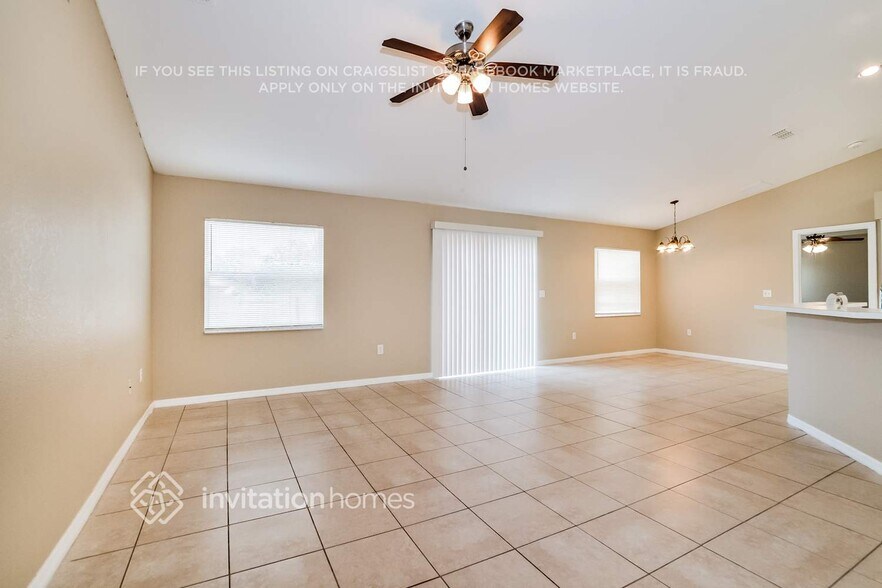 Building Photo - 838 Summer Glen Dr