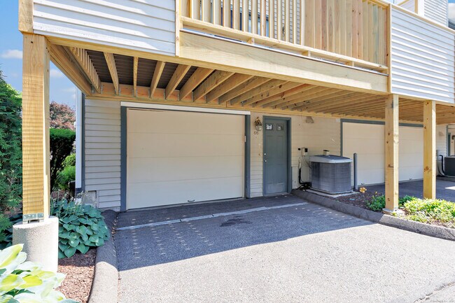 Building Photo - 66 Westview Terrace