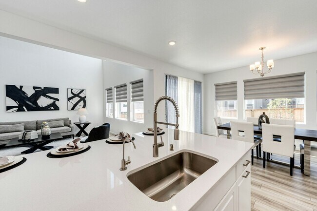 Building Photo - 17606 Dandy Brush Dr