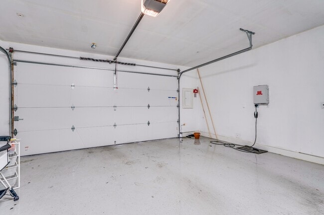 Building Photo - 2284 Solace Loop