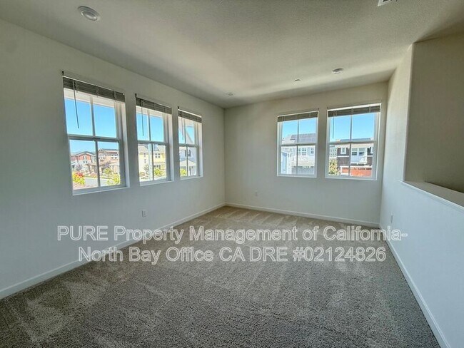 Building Photo - 1746 Guadalupe St