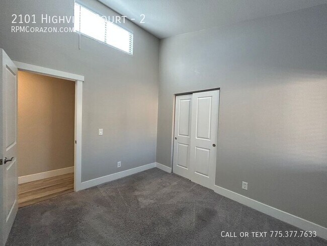 Building Photo - 2101 Highview Ct