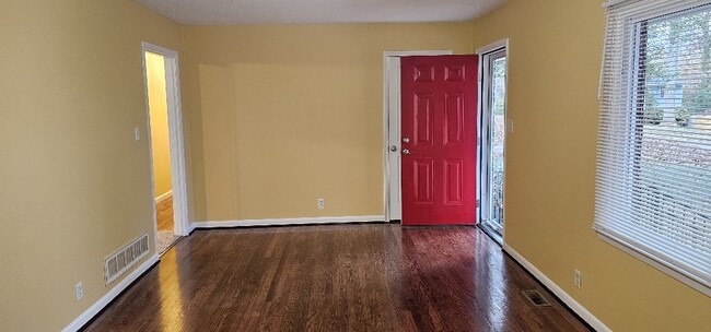 Building Photo - 2701 Patrick Rd