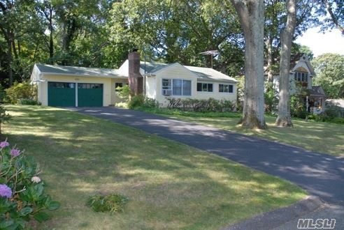 Primary Photo - 30 Cedar Dr