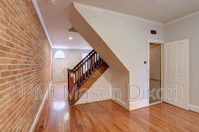 Building Photo - 1416 Riverside Ave