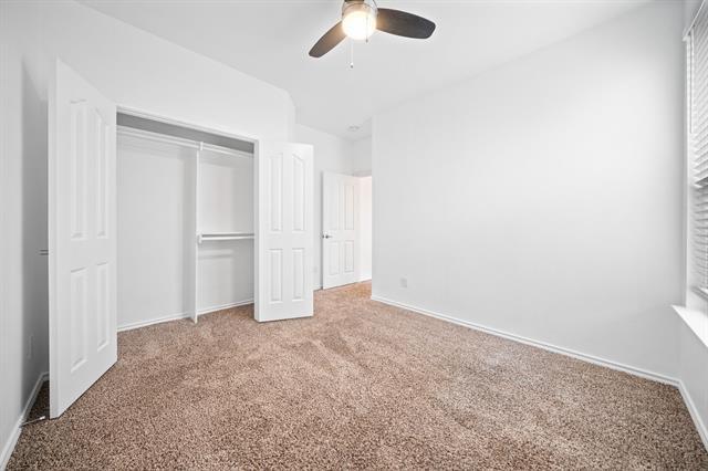 Building Photo - 705 Crownpoint Ln