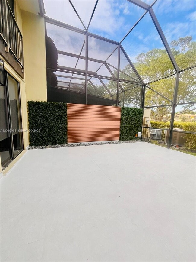 Building Photo - 3643 Estepona Ave