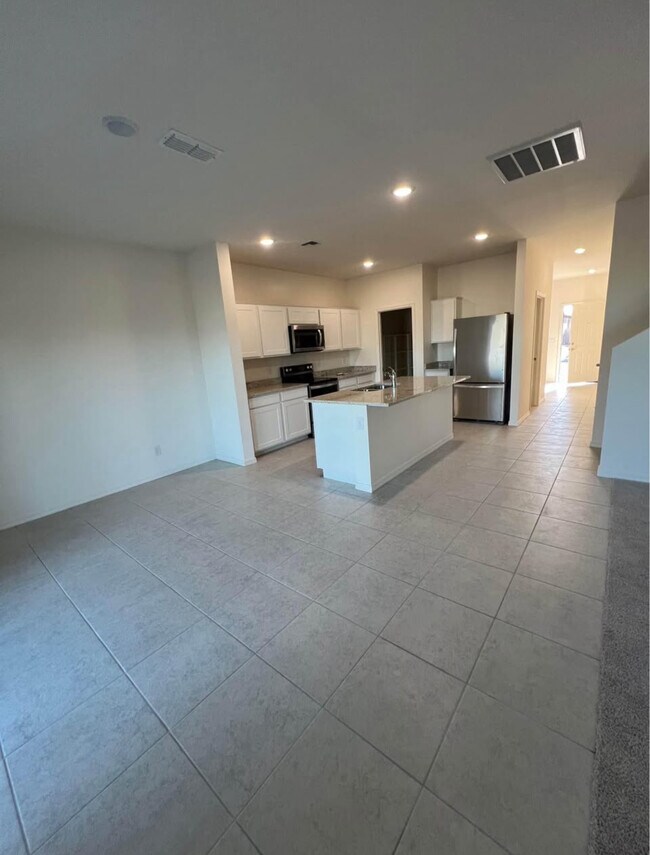 Building Photo - 3647 S 97th Ave