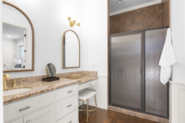 Building Photo - 6130 Homeland Ln