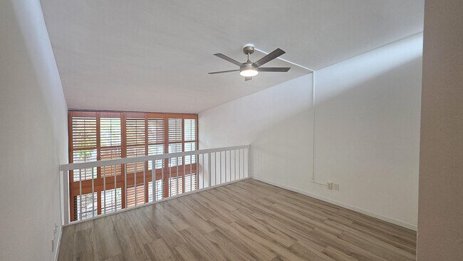 Building Photo - 3589 S Ocean Blvd