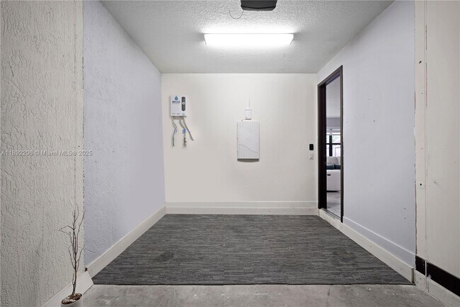 Building Photo - 15922 NW 91st Ct