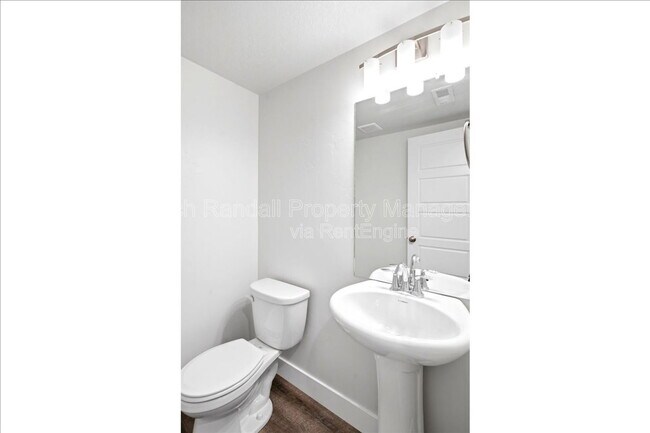 Building Photo - 4173 S 2825 W