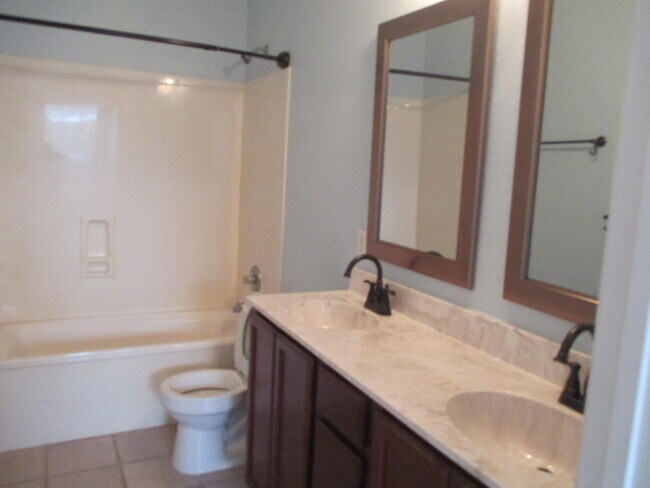 Building Photo - 9697 Leeward Way