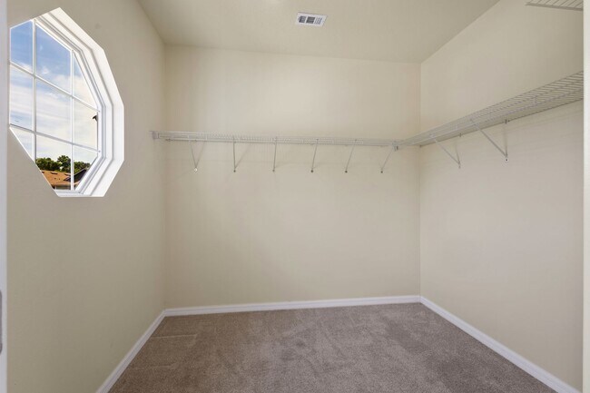 Building Photo - Beautiful House for Lease in Casselberry