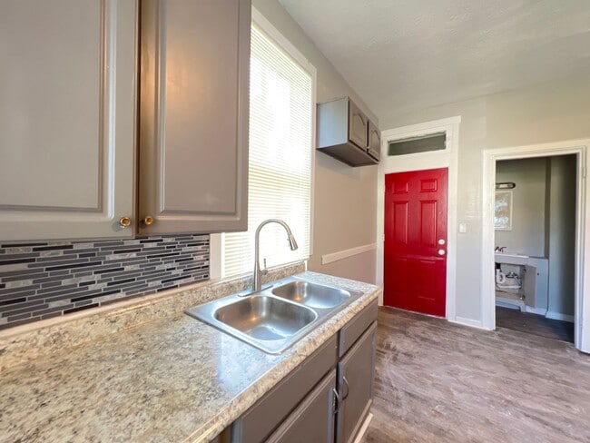 Building Photo - Baltimore Estate