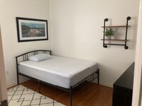 Building Photo - 1159 Millbrook Cir