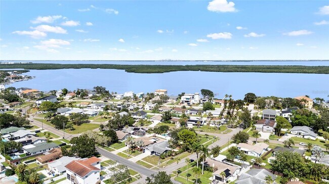 Building Photo - 5901 Denver St NE