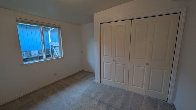 Building Photo - Bright and Cozy 3 Bedroom Home In Pacific ...