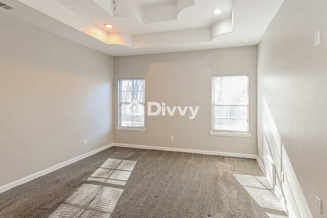 Building Photo - 3391 James Rd, Memphis, TN 38128
