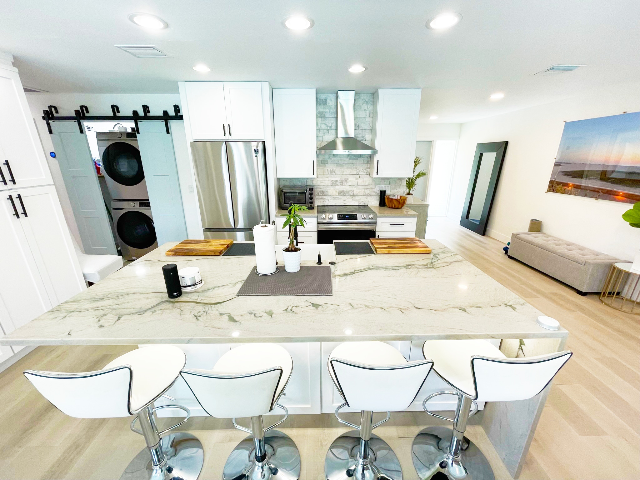 Building Photo - 5901 28th Ave N