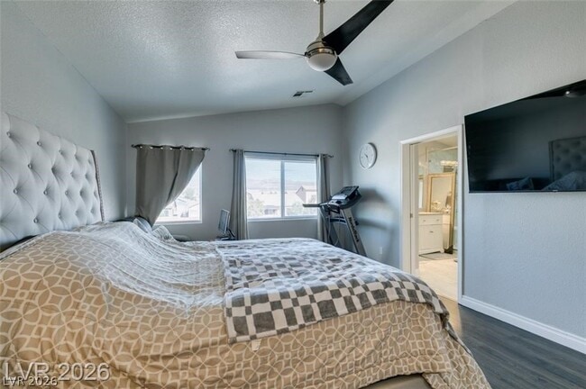 Building Photo - 3816 Hollycroft Dr