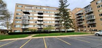 Building Photo - 1400 East Ave