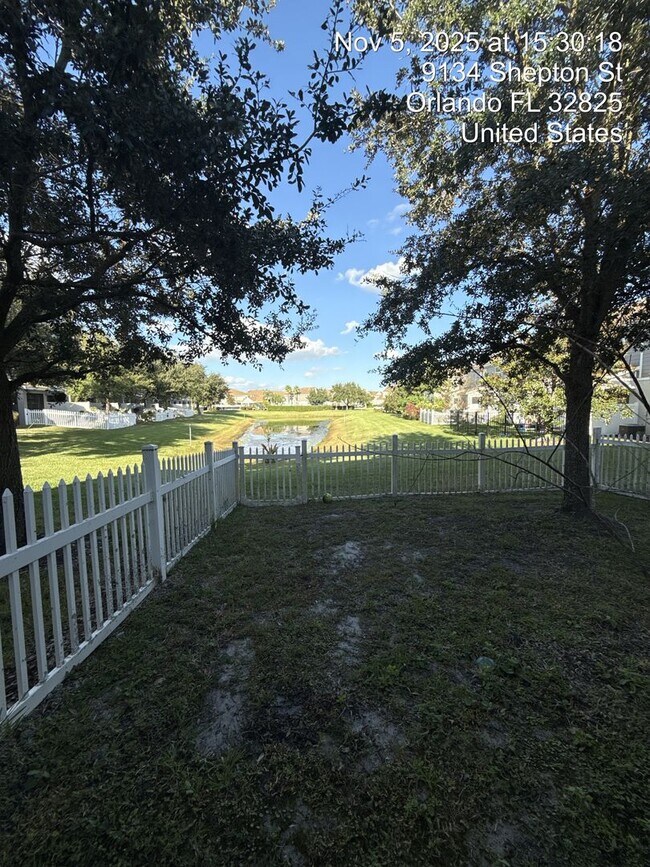 Building Photo - 9134 Shepton St