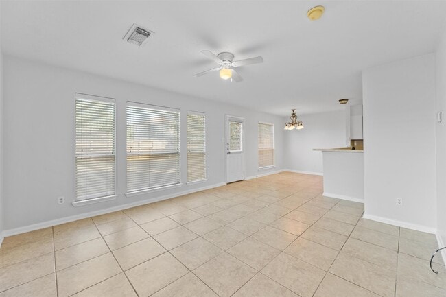 Building Photo - 4606 Daisy Meadow Dr