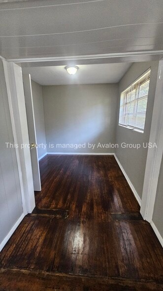 Building Photo - 630 Alder St