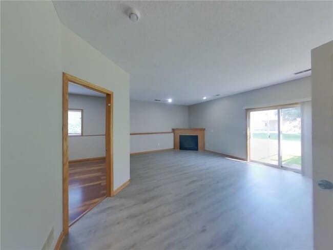 Building Photo - 2739 Zumbrota Cir NE