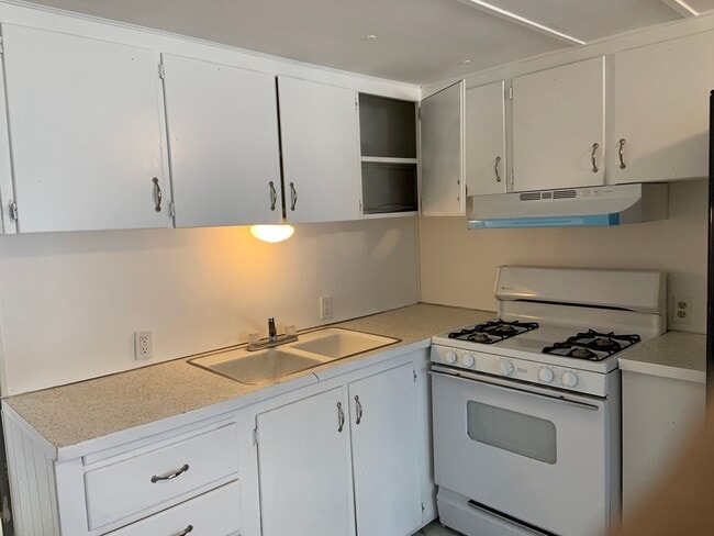 Building Photo - Remodeled 1 bedroom single wide in Elko