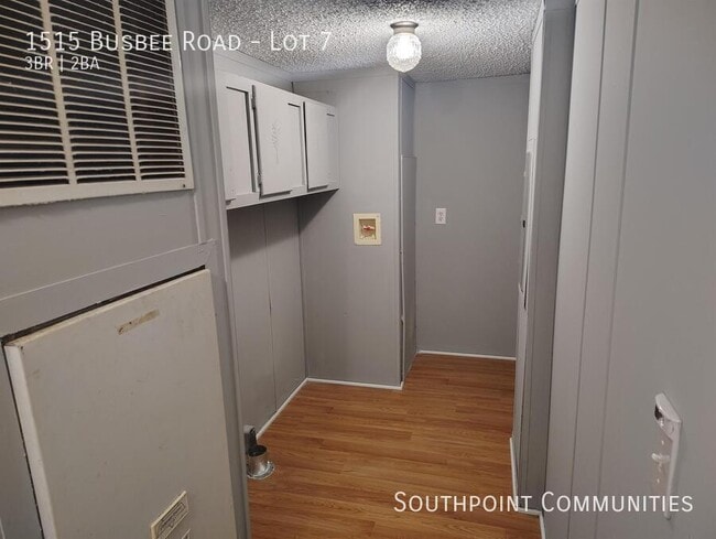 Building Photo - 1515 Busbee Rd