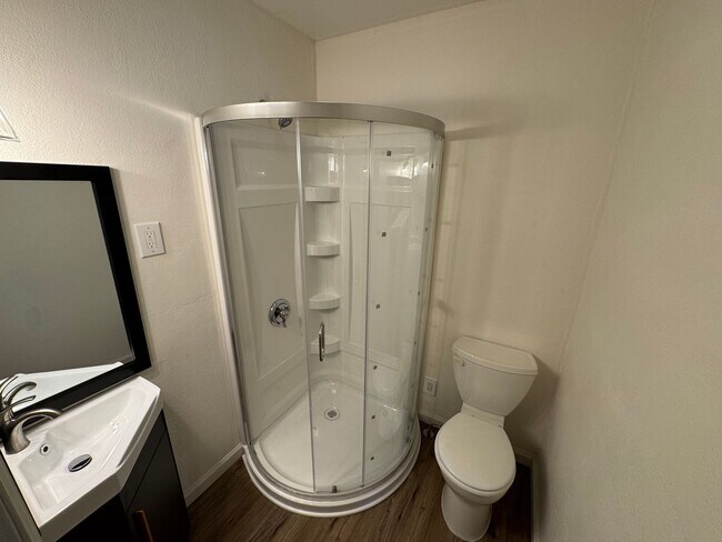 Building Photo - Newly renovated 2 bedroom home in Reno with backyard and garage! Must see! MOVE IN SPECIAL!!