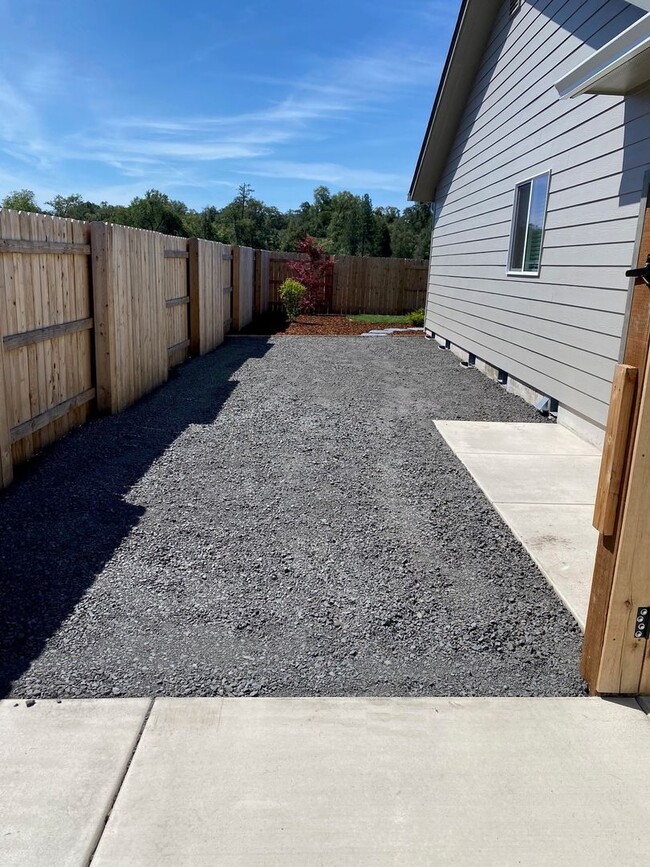 Building Photo - 109 Citation Ct