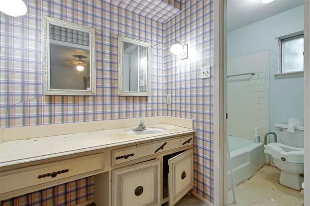 Building Photo - 9126 Troulon Dr