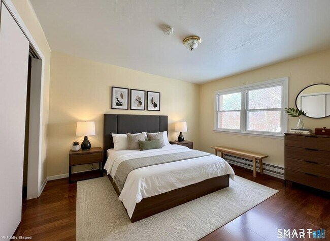 Building Photo - 65 Donna Dr