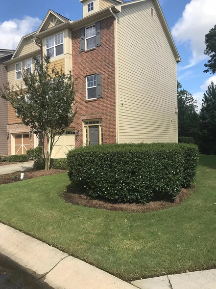 Building Photo - Room in Townhome on Linden Park Ln